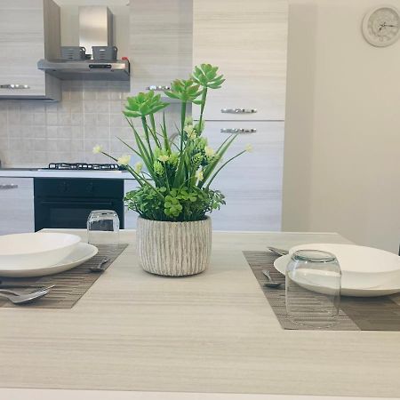 Il Cortiletto Apartment Somma Lombardo Exterior foto